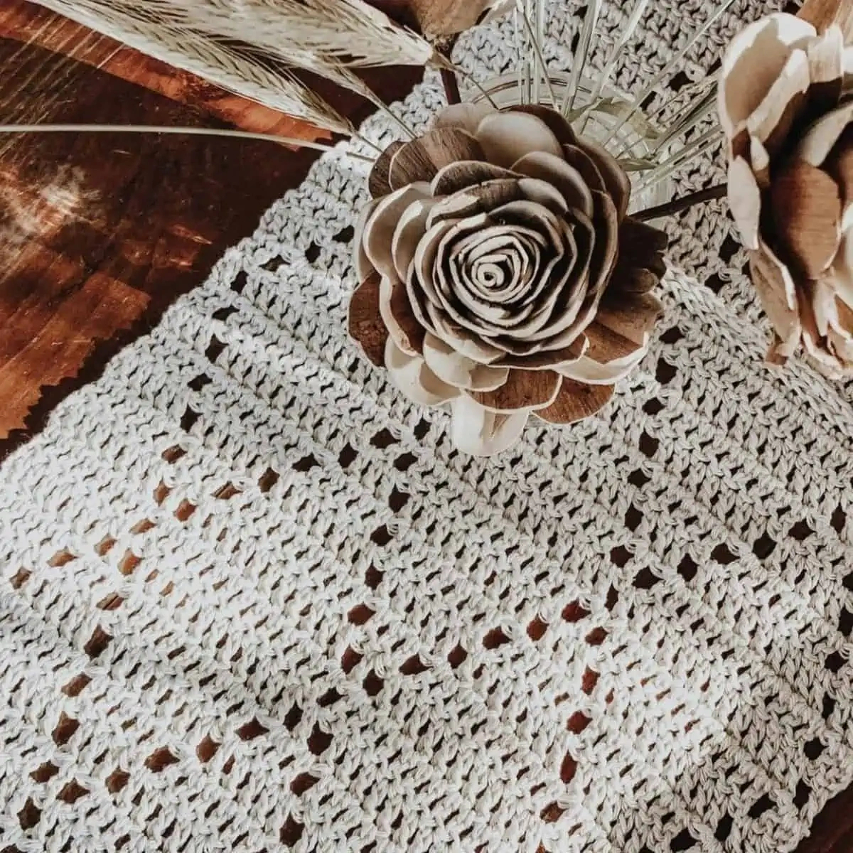 Modern Crochet Table Runner Patterns with FREE Printable Crochet Tablecloth Patterns