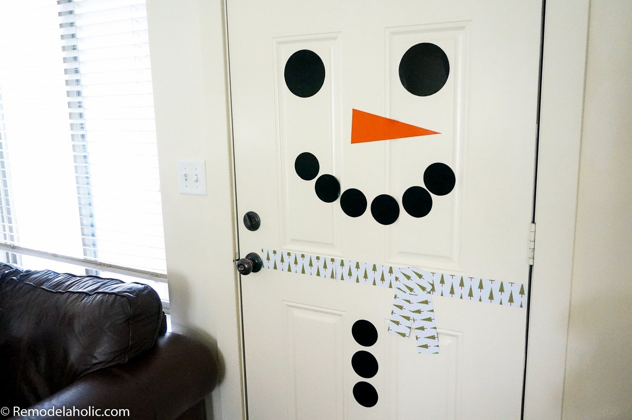 Winter Decorations: Printable Snowman Door Kit | Remodelaholic for FREE Printable Christmas Door Decorations
